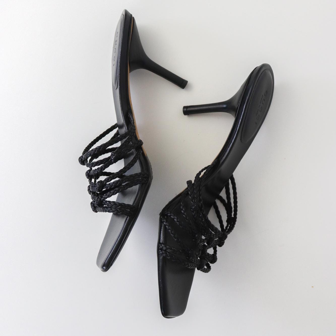 Vintage F/W 2002 Gucci by Tom Ford Black Braided Leather Mules / 35.5 (US 5.5)